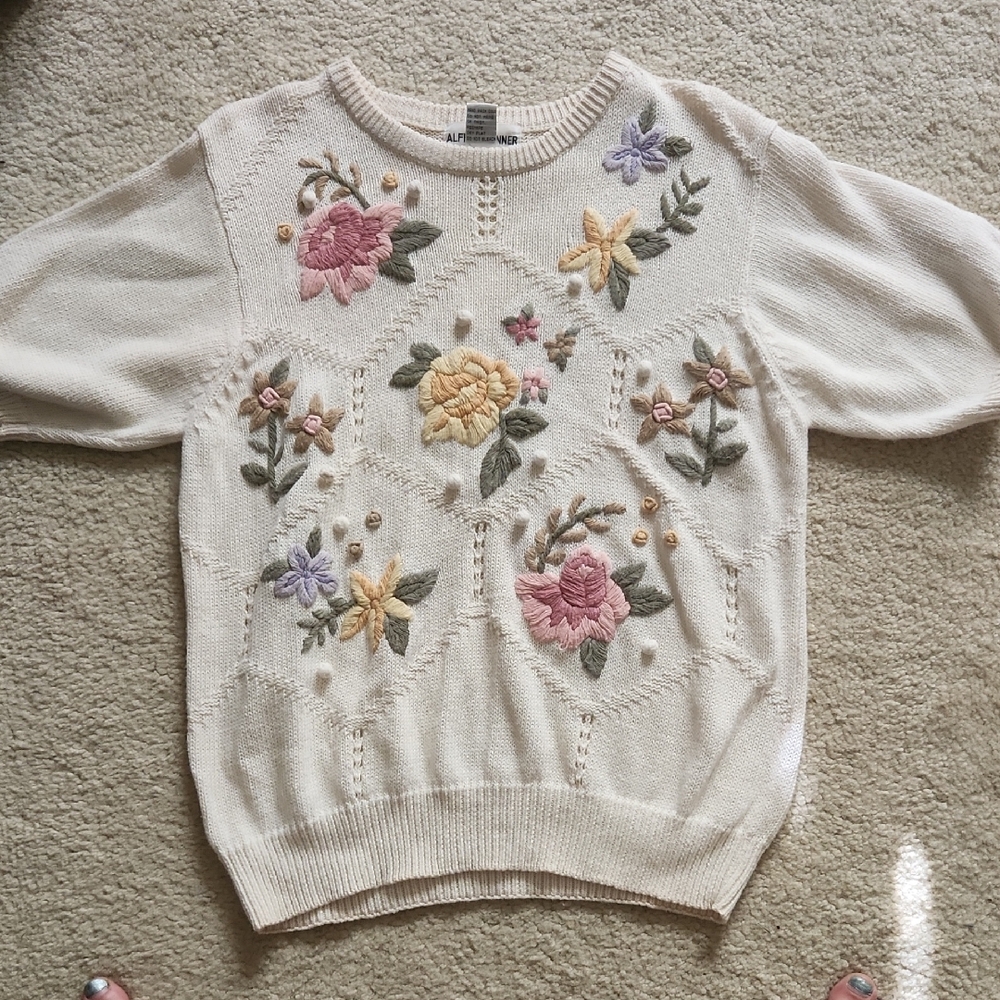 Alfred Dunner Cream Floral Sweater